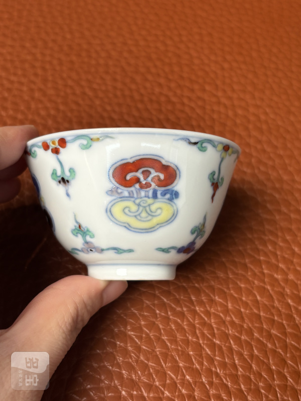 清雍正 斗彩灵芝纹杯一对（带老盒） - 图16